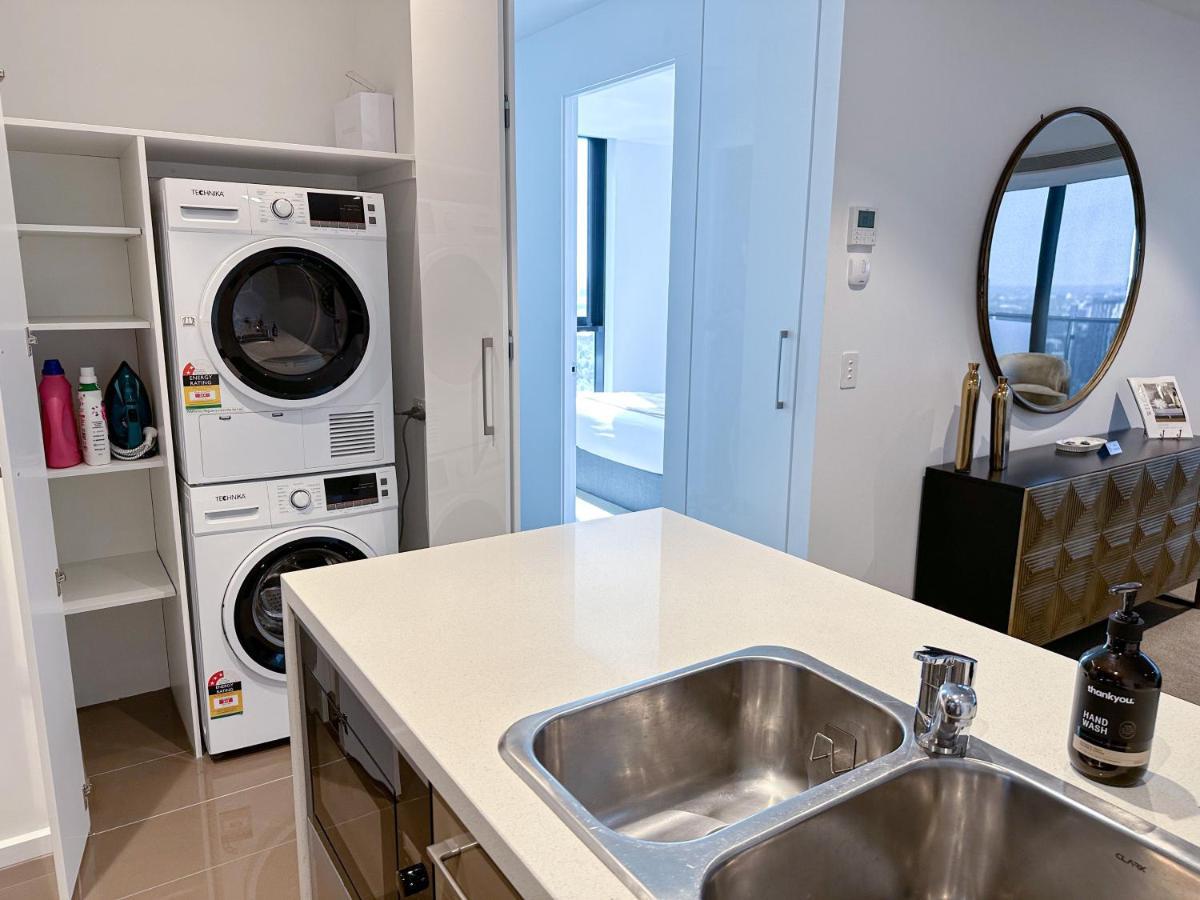 Deluxe 3 Bedroom Apartment In Southbank Мельбурн Экстерьер фото